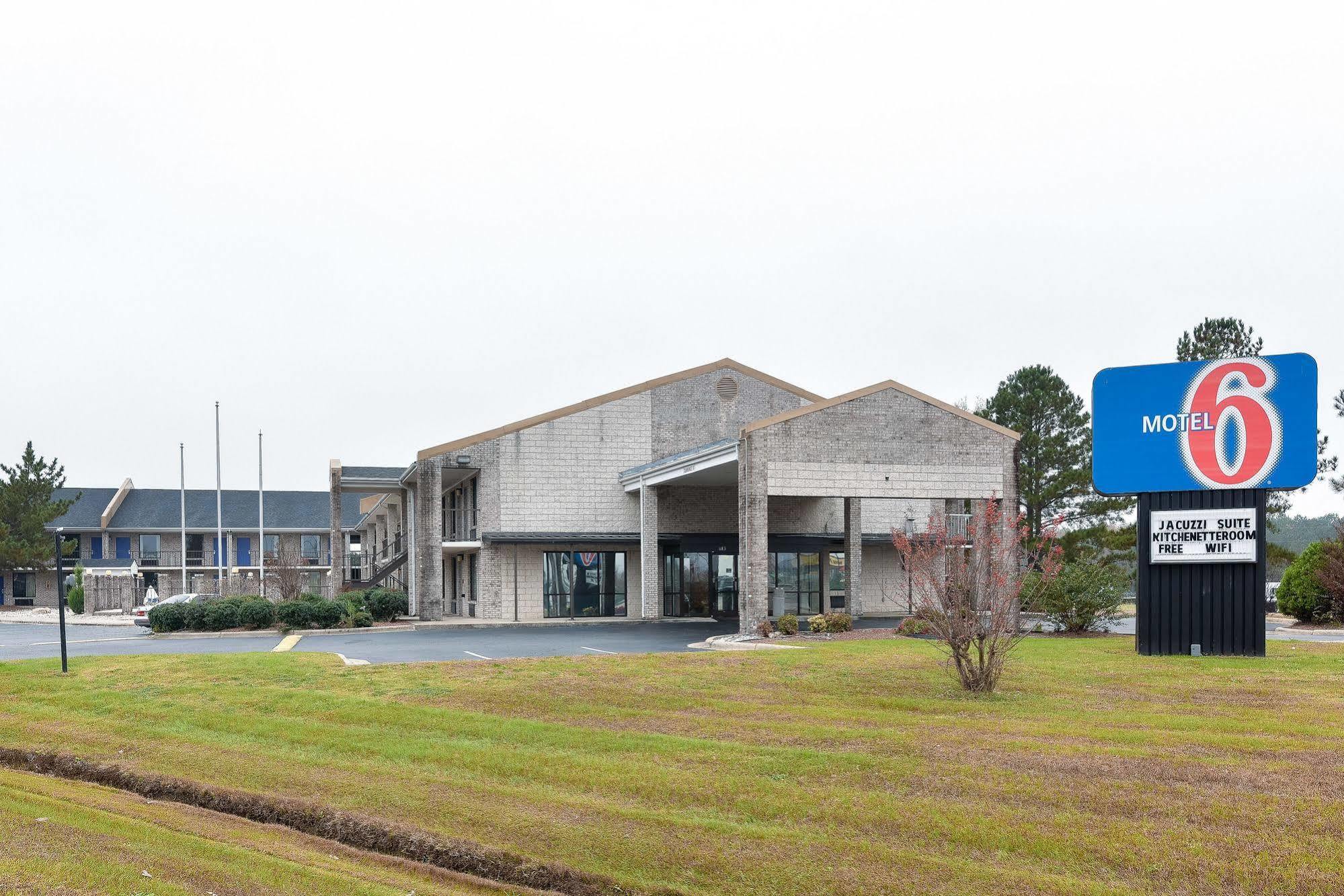 Motel 6-Kenly, Nc Extérieur photo
