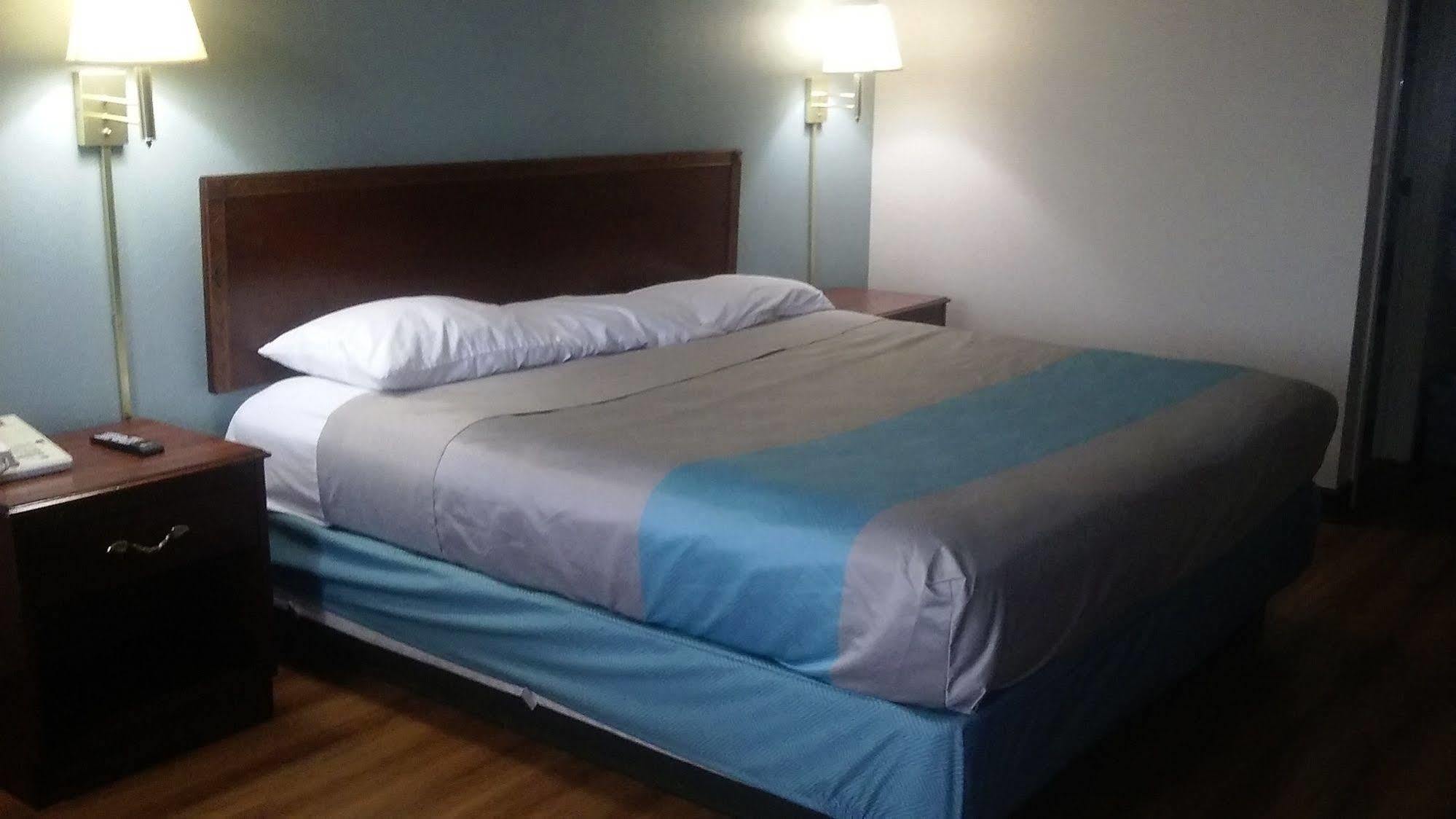 Motel 6-Kenly, Nc Extérieur photo
